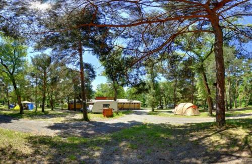 emplacements du camping de la clapière