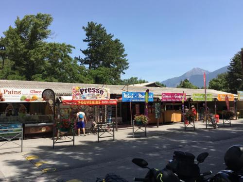 commerces du camping de la clapière à embrun